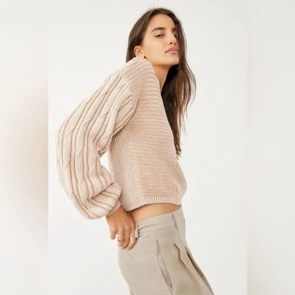 Free People When It Rains V-Neck Sweater - SIZE MEDIUM - Picture 4 of 16